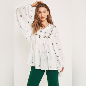 Free People “Kiss From A Rose” Embroidered Tunic Size Small